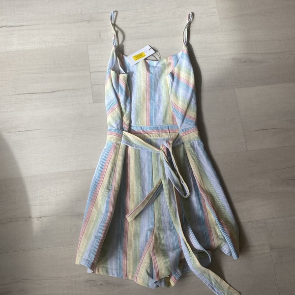 Sugar+Lips romper - Picture 3 of 3